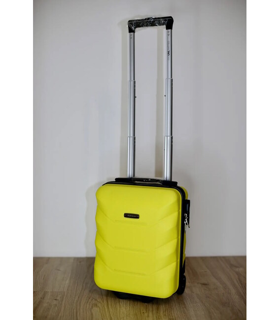 Чемодан WizzAir Wings 147 Unlimited XS 40x30x20 желтый фото, картинка, изображение