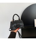 Жіноче кросбоді із золотистою фурнітурою Lilly P2-8574A картинка, зображення, фото
