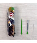 Складной нож Victorinox DELUXE TINKER ANIMAL Енот 1.4723.3.F1120pw фото, картинка, изображение