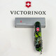 Складной нож Victorinox HUNTSMAN ZODIAC Зеленый деревянный дракон 1.3713.3.Z3240p фото