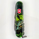 Складной нож Victorinox HUNTSMAN ZODIAC Зеленый деревянный дракон 1.3713.3.Z3240p фото