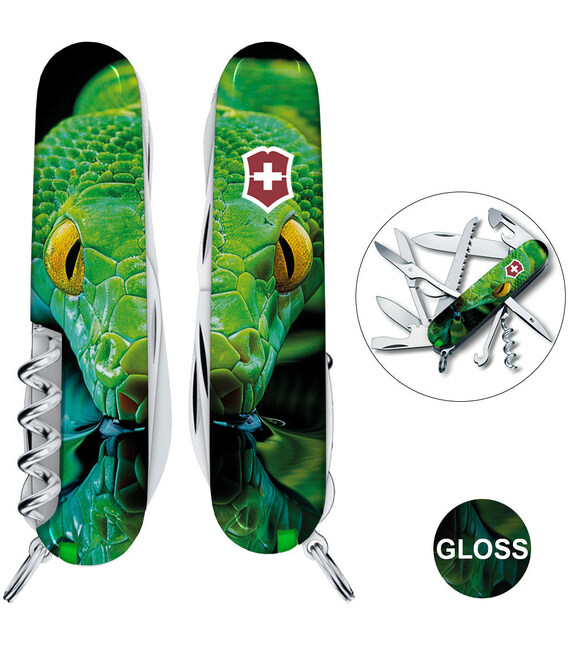Складной нож Victorinox HUNTSMAN ZODIAC Зелёная деревянная змея 1.3713.3.Z4310pk фото, картинка, изображение