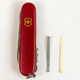 Складаний ніж Victorinox HUNTSMAN MAT червоний матовий лак з жовт.лого 1.3713.M0008p - картинка, зображення, фото ножа