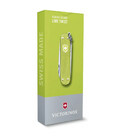 Складаний ніж Victorinox Classic Sd Alox Colors 0.6221.241G картинка, зображення, фото