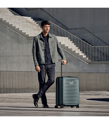 Чемодан Victorinox AIROX Advanced Storm средний M Vt653136 фото, картинка, изображение