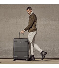 Чемодан Victorinox LEXICON Framed/Black Maxi Vt610541 фото, картинка, изображение