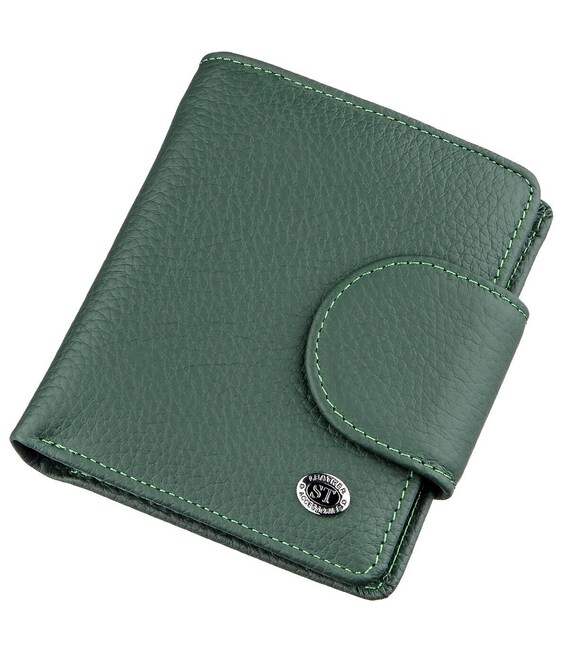 Кошелек женский компактный ST Leather 18959 Зеленый фото, картинка, изображение