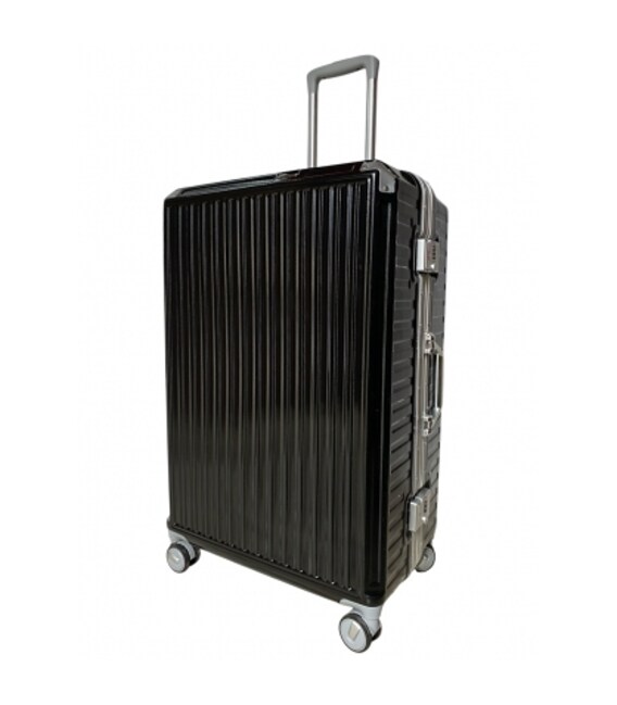 Чемодан Milano 013 Maxi черный фото, картинка, изображение