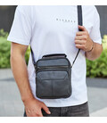 Чоловіча чорна сумка-барсетка 18x22x8, месенджер з натуральної шкіри Tiding Bag M2237A чорний картинка, зображення, фото