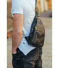 Шкіряний чорний чоловічий слінг 18х32х7, сумка рюкзак на одне плече TIDING BAG A25F-617-1A чорна картинка, зображення, фото