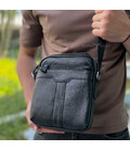 Шкіряна чоловіча сумка-барсетка 21х25х6, месенджер з ручкою Tiding Bag 73957 чорна картинка, зображення, фото