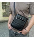 Сумка мужская через плечо кожаная черная Tiding Bag IT-73302 фото, картинка, изображение