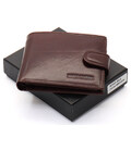 Коричневе чоловіче портмоне на кнопці з натуральної шкіри Marco Coverna B047-801 картинка, зображення, фото