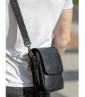 Шкіряна чоловіча сумка-месенджер 24х20х6, барсетка через плече Tiding Bag TD-23433 чорна картинка, зображення, фото
