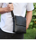 Шкіряна чоловіча сумка-месенджер 21х23х5.5, сумка планшет через плече Tiding Bag 48450 чорна картинка, зображення, фото