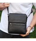 Шкіряна чоловіча сумка-месенджер 21х23х5.5, сумочка крос боді через плече чорна Tiding Bag 56230 картинка, зображення, фото
