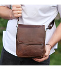 Барсетка с клапаном через плечо 24х20х6, мужская сумка с гладкой кожи Tiding Bag TD-81020 коричневая фото, картинка, изображение