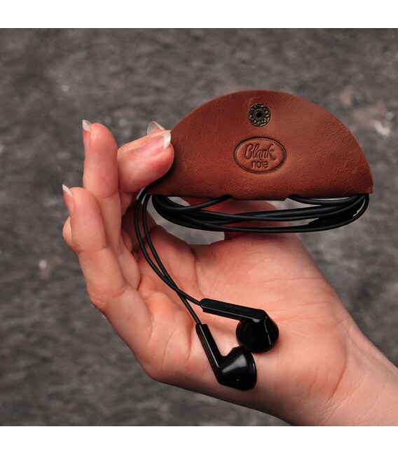 Кожаный холдер для наушников и проводов светло-коричневый фото, картинка, изображение