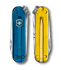 Складной нож Victorinox CLASSIC SD UKRAINE сине-желтый 0.6223.T61G.T81 фото, картинка, изображение