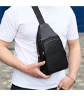 Мужская сумка-слинг из натуральной кожи 18х31х7, бананка через плечо Tiding Bag 34091 черная фото, картинка, изображение