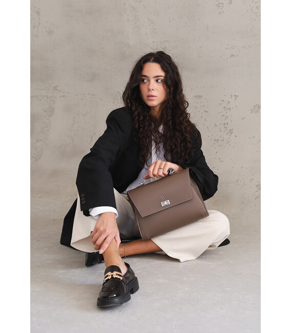 Жіноча шкіряна сумка Classic темно-бежева картинка, зображення, фото