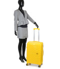 Чемодан Madisson 42203 средний M желтый фото, картинка, изображение
