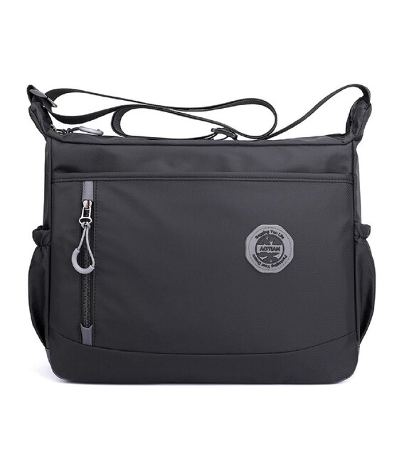 Жіночий чорний тканинний месенджер Confident WT1-3051A картинка, зображення, фото