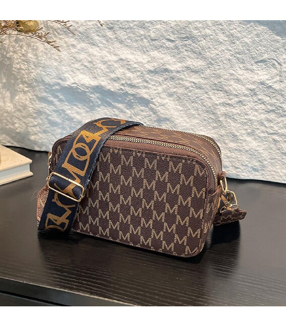 Прямоугольное небольшое кроссбоди эко-кожа Lilly P2-7057DB фото, картинка, изображение