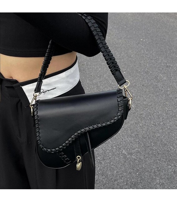 Сумка в форме седло из эко-кожи Lilly P3-K040A фото, картинка, изображение