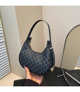 Напівкругла сумка з екошкіри Lilly P2-7056A картинка, зображення, фото