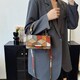 Кросбоді з еко-шкіри з геометричним малюнком Lilly P2-15119230R картинка, зображення, фото