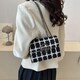 Маленькая твидовая сумочка на цепочке Lilly P2-1520AW фото