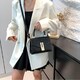 Жіноче кросбоді із золотистою фурнітурою Lilly P2-1801A картинка, зображення, фото