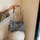 Стильна жіноча сумка з еко-шкіри лео Lilly P1-1603LG картинка, зображення, фото