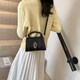 Каркасне невелике кросбоді з еко-шкіри Lilly P2-17068985A картинка, зображення, фото