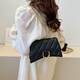 Кросбоді вигнутої форми в еко-шкірі Lilly P4-377A картинка, зображення, фото