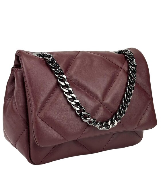 Стеганная женская мягкая сумочка на цепи Firenze Italy F-IT-98106BO фото, картинка, изображение