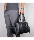 Шкіряна дорожня спортивна сумка через плече чорна John McDee 7420A - картинка, зображення, фото дорожньої сумки