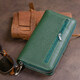 Вертикальный вместительный кошелек из кожи унисекс ST Leather 19304 Зеленый фото