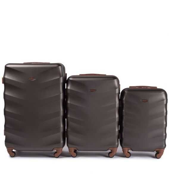 Набор Чемоданов Wings 402 3 в 1 кофейный фото, картинка, изображение