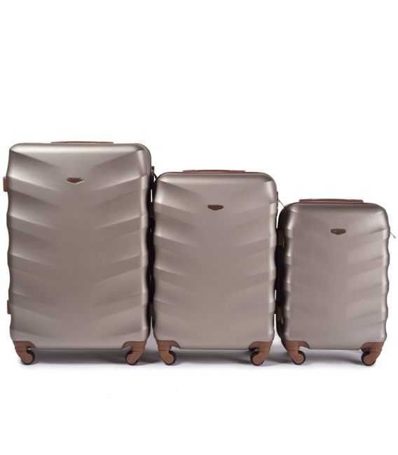 Набор Чемоданов Wings 402 3 в 1 шампань фото, картинка, изображение