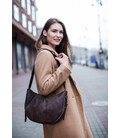 Шкіряна жіноча сумка Круасан темно-коричнева картинка, зображення, фото
