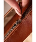 Женская кожаная сумка Classic светло-коричневая картинка, изображение, фото