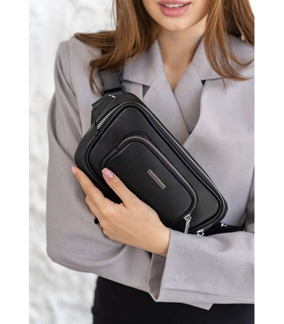 Кожаная поясная сумка-бананка Трапеция черная фото, картинка, изображение