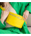 Кожаная поясная сумка желтая картинка, изображение, фото