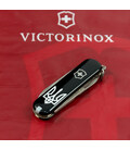 Складной нож Victorinox CLASSIC SD UKRAINE 0.6223.3_T0010r картинка, изображение, фото
