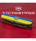 Складаний ніж Victorinox HUNTSMAN UKRAINE Герб на прапорі гориз. 1.3713.3.T3040p картинка, зображення, фото