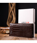 Надійний вертикальний гаманець із натуральної шкіри з тисненням під крокодила KARYA 21140 Коричневий картинка, зображення, фото