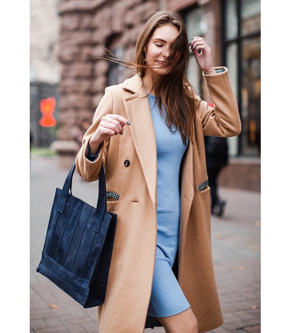 Кожаная женская сумка шоппер Бэтси синяя фото, картинка, изображение