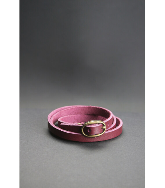 Жіночий шкіряний браслет стрічка з пряжкою бордовий картинка, зображення, фото